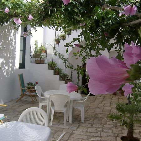 Palazzo Bitonti Bed & Breakfast Gagliano del Capo Exterior photo
